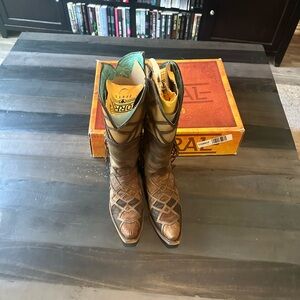 Corral cowgirl boots